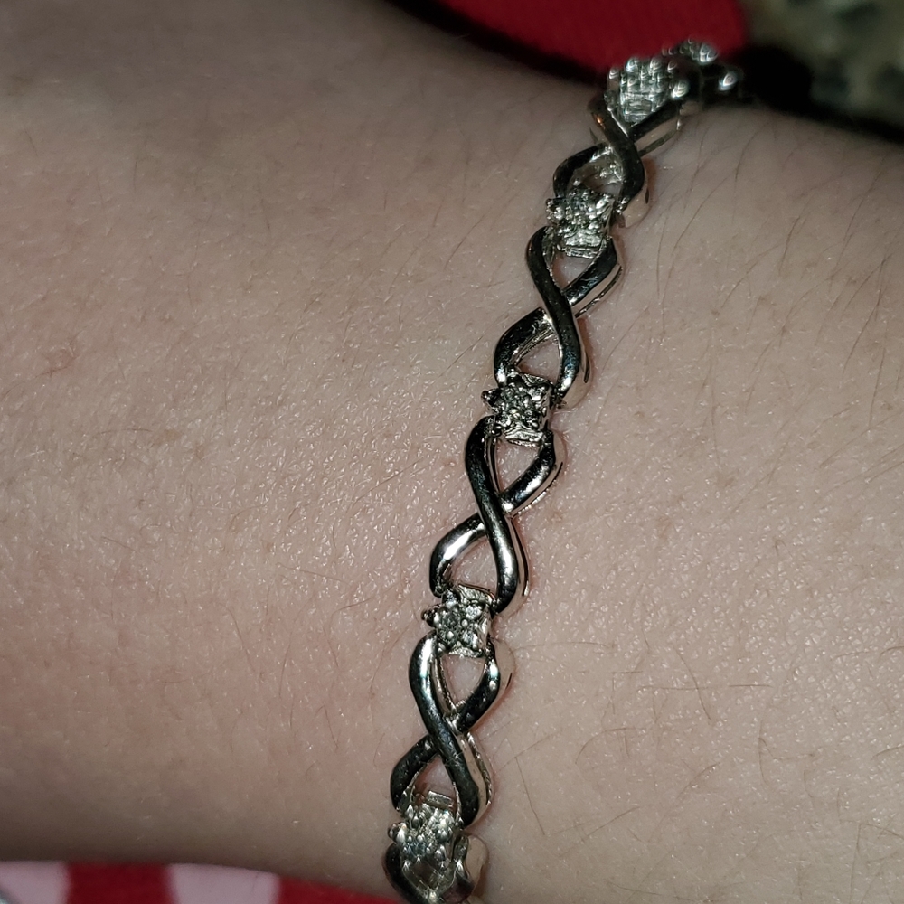 Infinity bracelet (cubic zirconia)